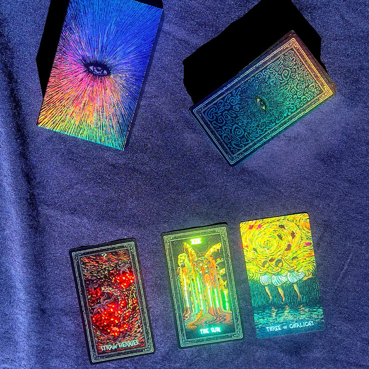 The Illuminated Prisma Visions Tarot (10th Anniversary Edition)