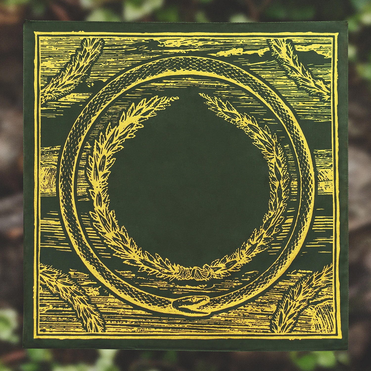 The Somnia Tarot Spread Cloth - The World