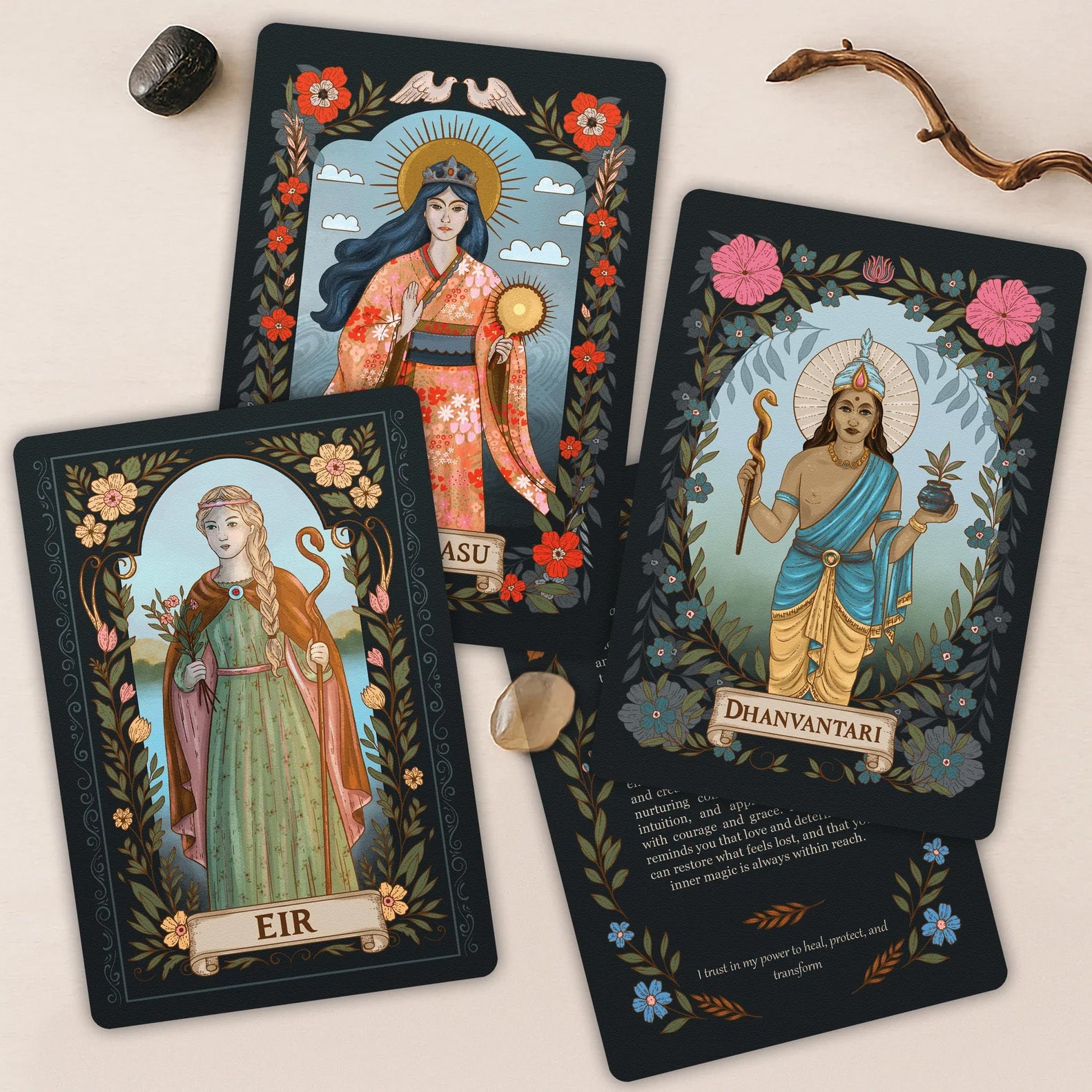 激レア　THE ORACLEBOOK mobile タロットカード Mythic Realms Oracle Cards by Kerri Snook