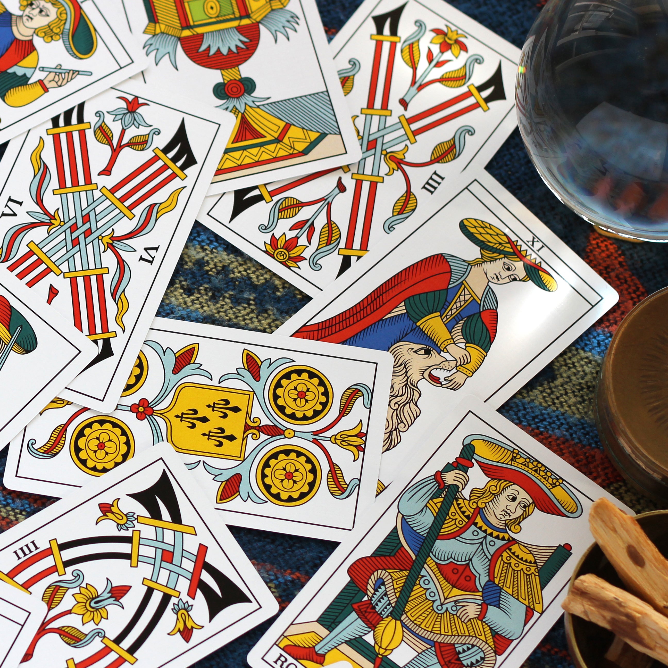 Artisan Tarot - Tarot de Marseille and Rider-Waite-Smith Decks