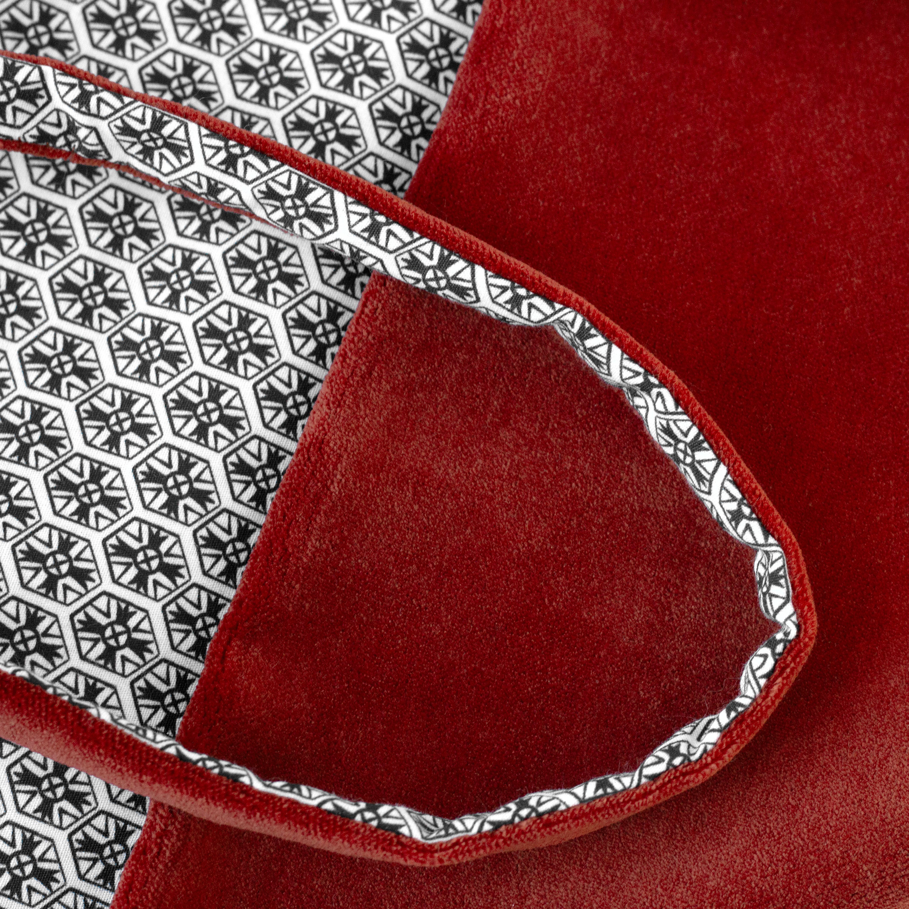 Velvet Wrap and Reading Cloth