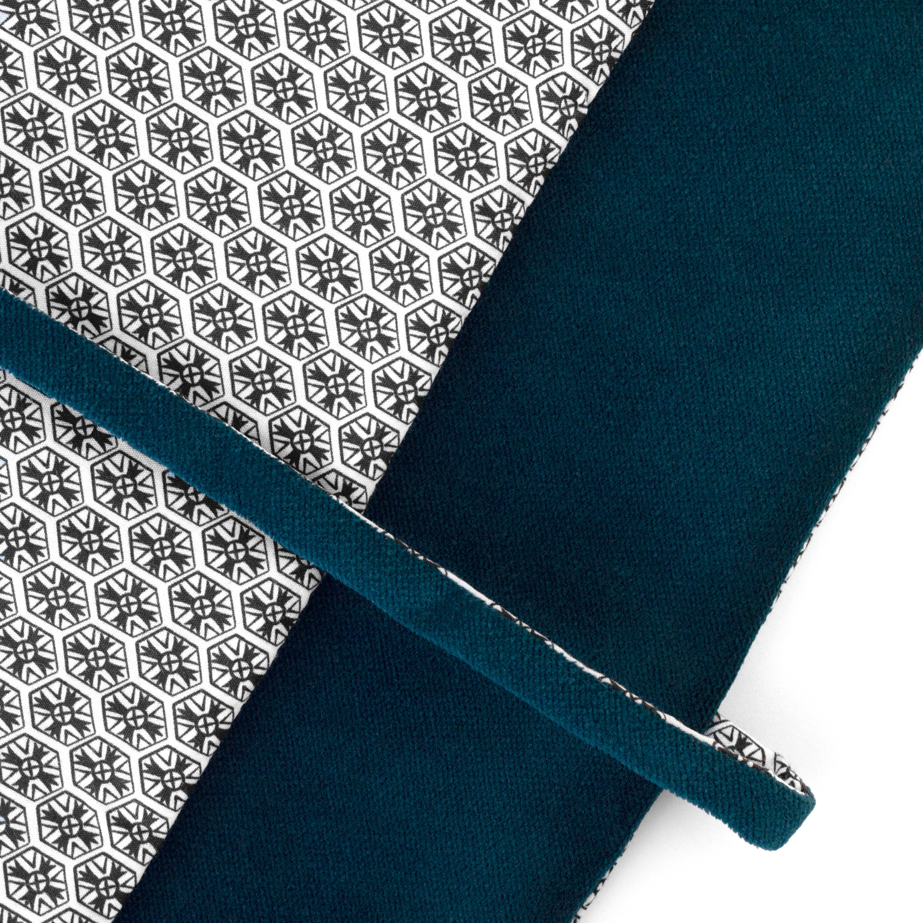 Velvet Wrap and Reading Cloth